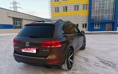 Volkswagen Touareg III, 2011 год, 2 490 000 рублей, 28 фотография