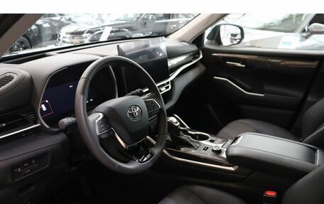 Toyota Highlander, 2025 год, 6 500 000 рублей, 10 фотография