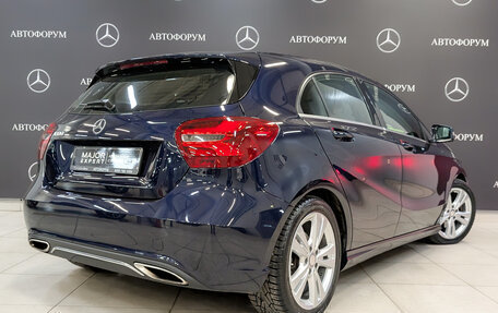 Mercedes-Benz A-Класс, 2017 год, 1 900 000 рублей, 5 фотография