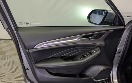 Haval F7 I, 2019 год, 1 680 000 рублей, 18 фотография