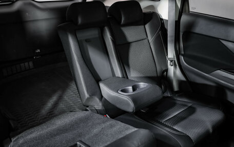 Mitsubishi Outlander III рестайлинг 3, 2020 год, 1 899 000 рублей, 25 фотография