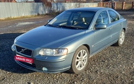 Volvo S60 III, 2001 год, 630 000 рублей, 2 фотография