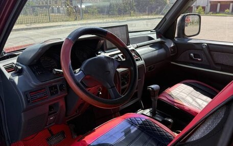 Mitsubishi Pajero III рестайлинг, 1994 год, 800 000 рублей, 3 фотография