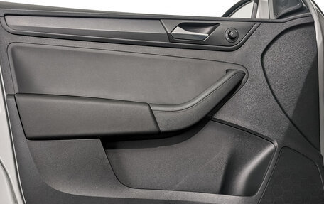 Volkswagen Polo VI (EU Market), 2022 год, 1 850 000 рублей, 19 фотография