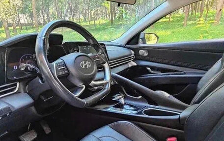 Hyundai Elantra, 2021 год, 1 270 000 рублей, 8 фотография