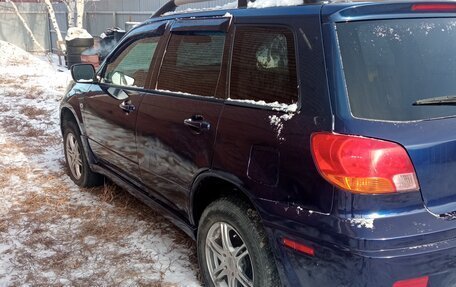 Mitsubishi Outlander III рестайлинг 3, 2003 год, 550 000 рублей, 3 фотография