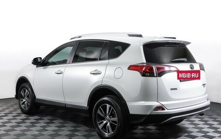 Toyota RAV4, 2018 год, 2 899 000 рублей, 7 фотография