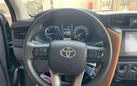 Toyota Fortuner II, 2025 год, 8 390 000 рублей, 5 фотография