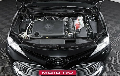 Toyota Camry, 2020 год, 2 690 000 рублей, 9 фотография