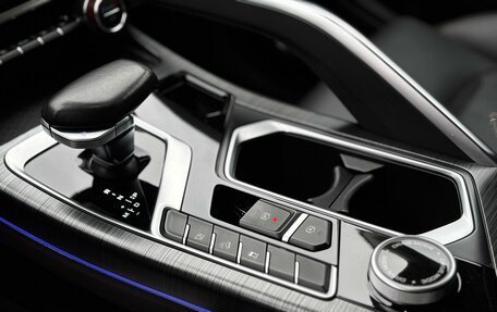 Geely Tugella FY11, 2021 год, 2 500 000 рублей, 18 фотография