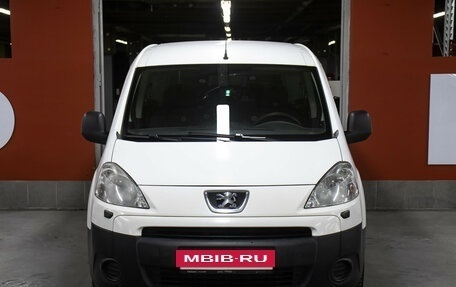 Peugeot Partner II рестайлинг 2, 2010 год, 649 000 рублей, 2 фотография