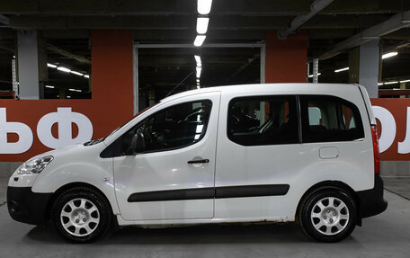 Peugeot Partner II рестайлинг 2, 2010 год, 649 000 рублей, 8 фотография