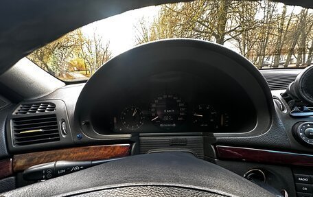 Mercedes-Benz E-Класс, 2002 год, 650 000 рублей, 5 фотография