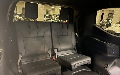 Toyota Land Cruiser, 2022 год, 11 700 000 рублей, 4 фотография