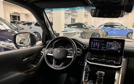 Toyota Land Cruiser, 2022 год, 11 700 000 рублей, 24 фотография