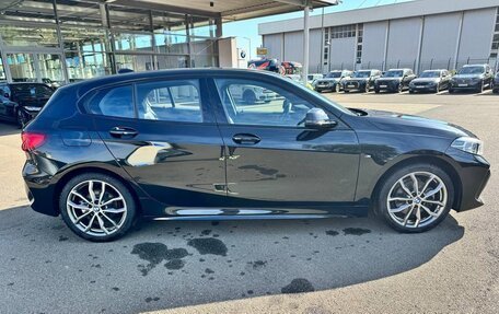 BMW 1 серия, 2022 год, 2 380 000 рублей, 7 фотография