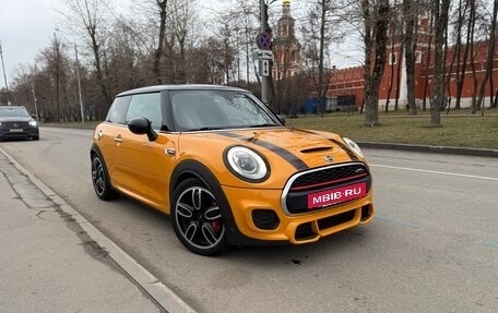 MINI Hatch, 2016 год, 2 550 000 рублей, 2 фотография