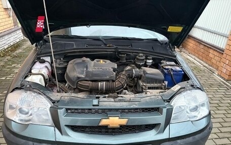 Chevrolet Niva I рестайлинг, 2018 год, 820 000 рублей, 5 фотография