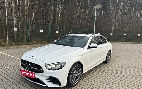 Mercedes-Benz E-Класс, 2020 год, 5 390 000 рублей, 3 фотография