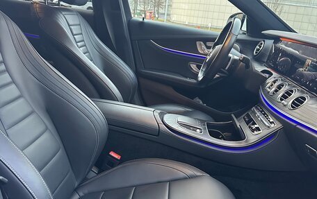 Mercedes-Benz E-Класс, 2020 год, 5 390 000 рублей, 19 фотография