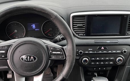 KIA Sportage IV рестайлинг, 2019 год, 2 100 000 рублей, 18 фотография