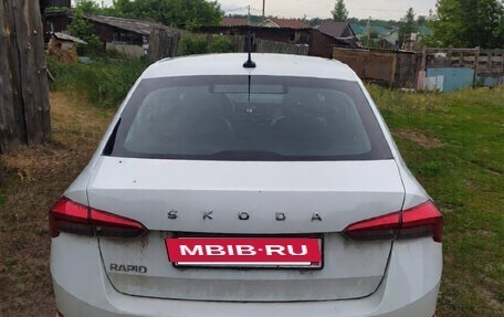 Skoda Rapid II, 2022 год, 1 850 000 рублей, 2 фотография