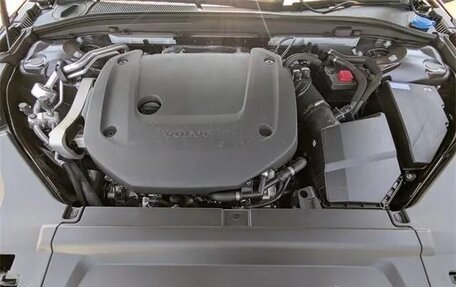 Volvo V90 Cross Country I рестайлинг, 2024 год, 7 450 000 рублей, 10 фотография