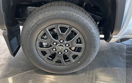 Toyota 4Runner, 2025 год, 7 188 000 рублей, 11 фотография