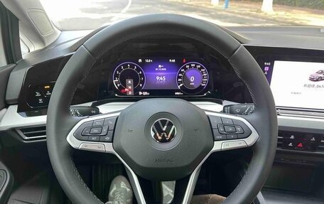 Volkswagen Golf VIII, 2025 год, 2 680 000 рублей, 10 фотография