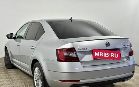 Skoda Octavia, 2018 год, 1 980 000 рублей, 3 фотография
