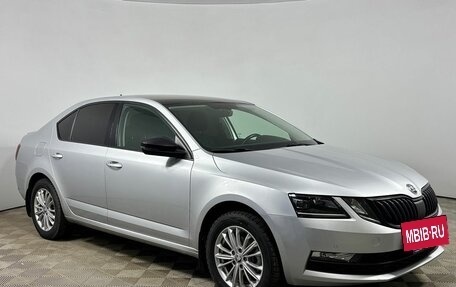 Skoda Octavia, 2018 год, 1 980 000 рублей, 7 фотография