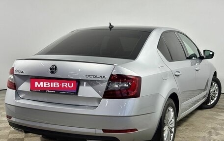 Skoda Octavia, 2018 год, 1 980 000 рублей, 5 фотография