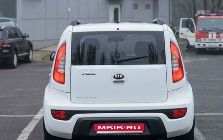 KIA Soul I рестайлинг, 2014 год, 1 000 000 рублей, 11 фотография
