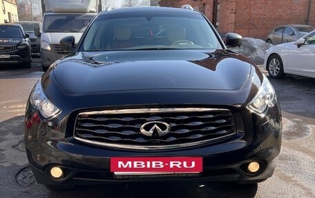 Infiniti FX II, 2011 год, 2 500 000 рублей, 10 фотография