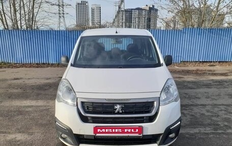 Peugeot Partner II рестайлинг 2, 2021 год, 1 420 000 рублей, 2 фотография