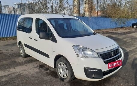Peugeot Partner II рестайлинг 2, 2021 год, 1 420 000 рублей, 5 фотография