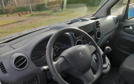 Peugeot Partner II рестайлинг 2, 2021 год, 1 420 000 рублей, 11 фотография