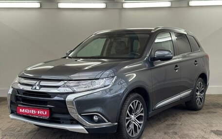 Mitsubishi Outlander III рестайлинг 3, 2018 год, 2 345 000 рублей, 1 фотография