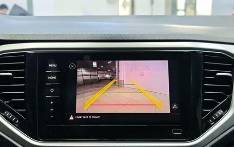 Volkswagen T-Cross I, 2022 год, 1 980 000 рублей, 13 фотография