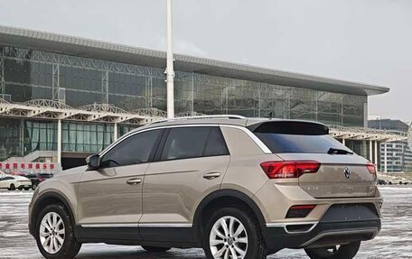 Volkswagen T-Cross I, 2022 год, 1 980 000 рублей, 7 фотография