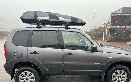 Chevrolet Niva I рестайлинг, 2018 год, 870 000 рублей, 12 фотография