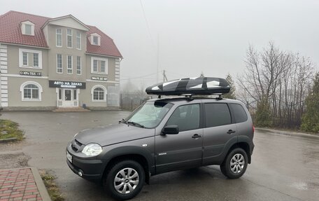 Chevrolet Niva I рестайлинг, 2018 год, 870 000 рублей, 14 фотография
