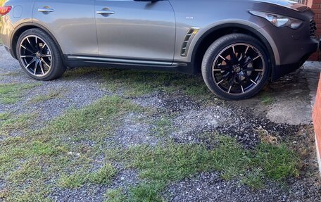 Infiniti FX II, 2009 год, 1 530 000 рублей, 3 фотография