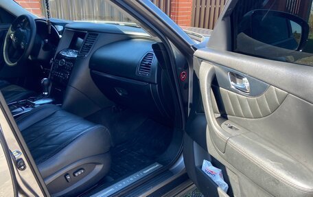 Infiniti FX II, 2009 год, 1 530 000 рублей, 8 фотография