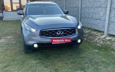 Infiniti FX II, 2009 год, 1 530 000 рублей, 24 фотография