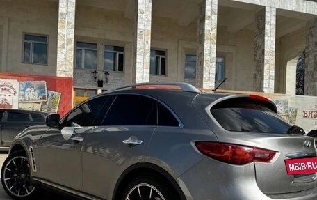 Infiniti FX II, 2009 год, 1 530 000 рублей, 29 фотография
