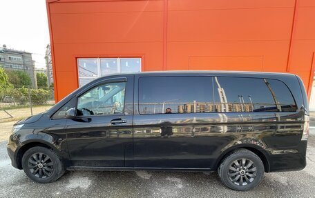 Mercedes-Benz Vito, 2015 год, 2 325 000 рублей, 4 фотография