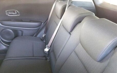 Honda Vezel, 2016 год, 1 240 000 рублей, 7 фотография