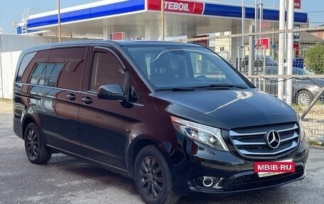Mercedes-Benz Vito, 2015 год, 2 325 000 рублей, 2 фотография