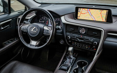 Lexus RX IV рестайлинг, 2017 год, 3 829 898 рублей, 9 фотография